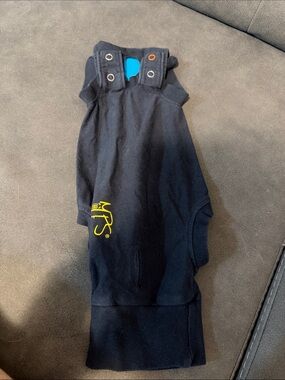 Black Dog Hoodie with Yellow Logo - Brand: Unknown